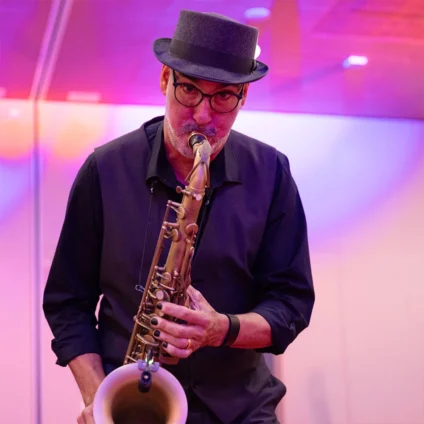 Saxophonie-Solo Weltreise